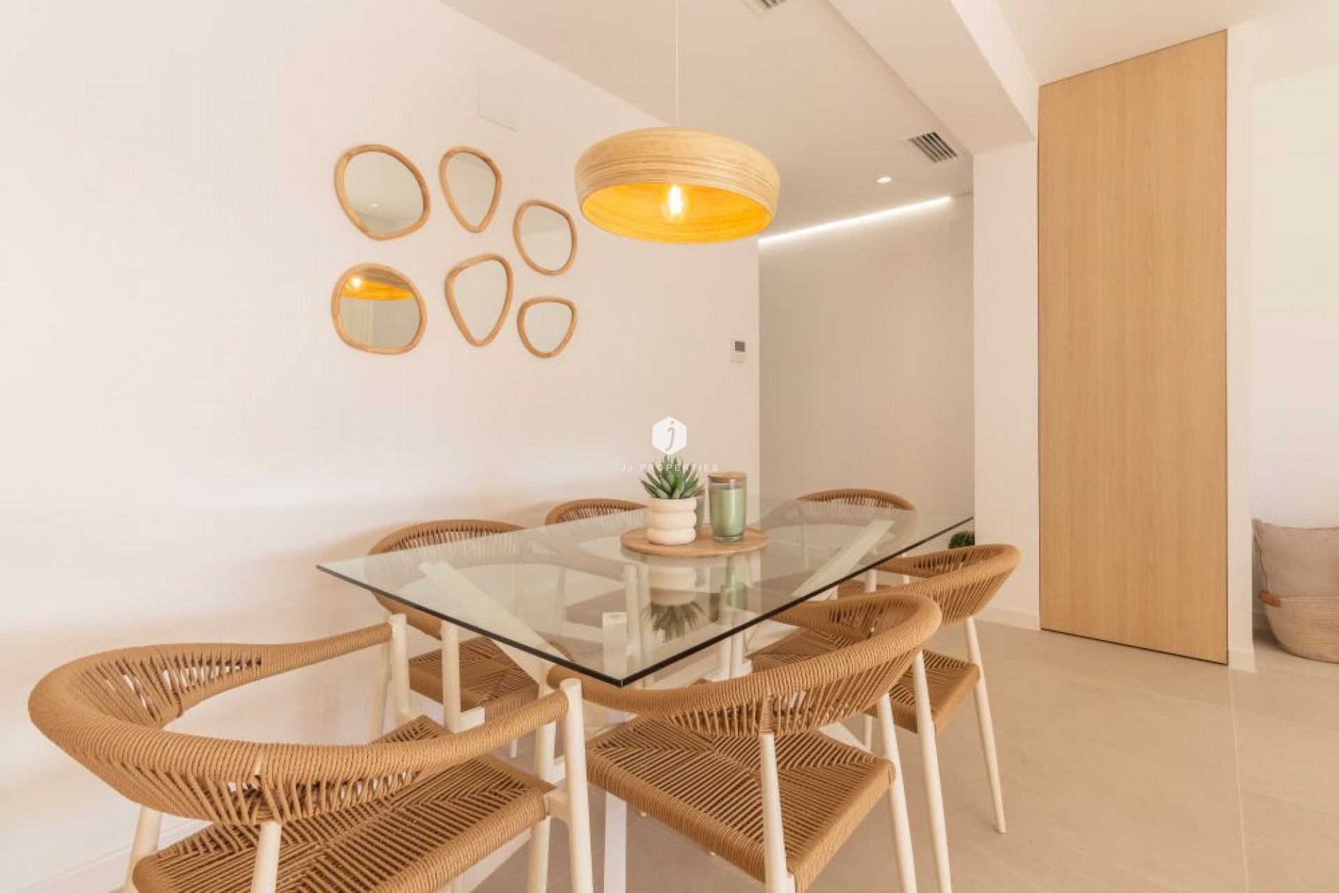 Z drugiej ręki - Villa -
Torrevieja - Costa Blanca