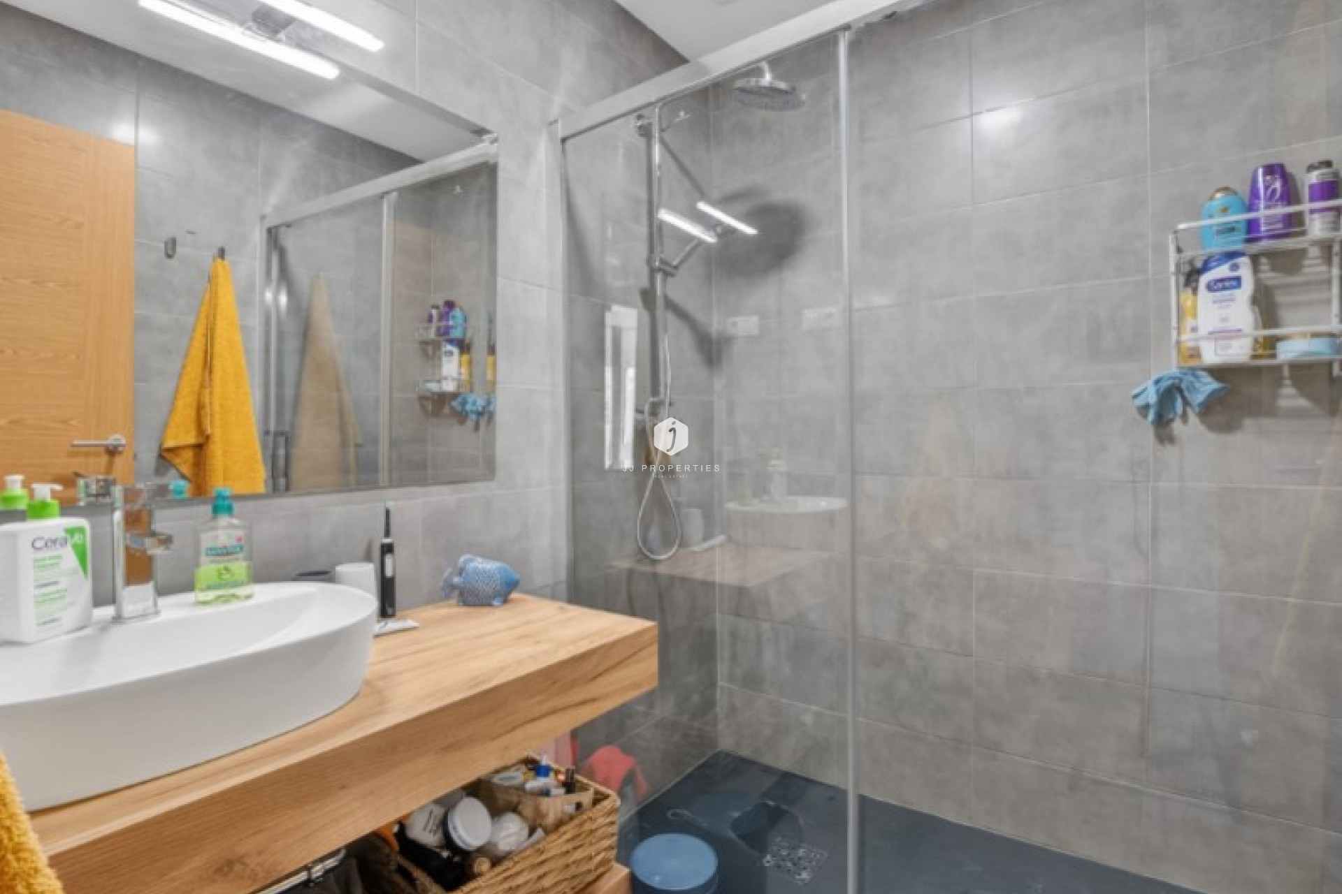Z drugiej ręki - Villa -
Torrevieja - Costa Blanca