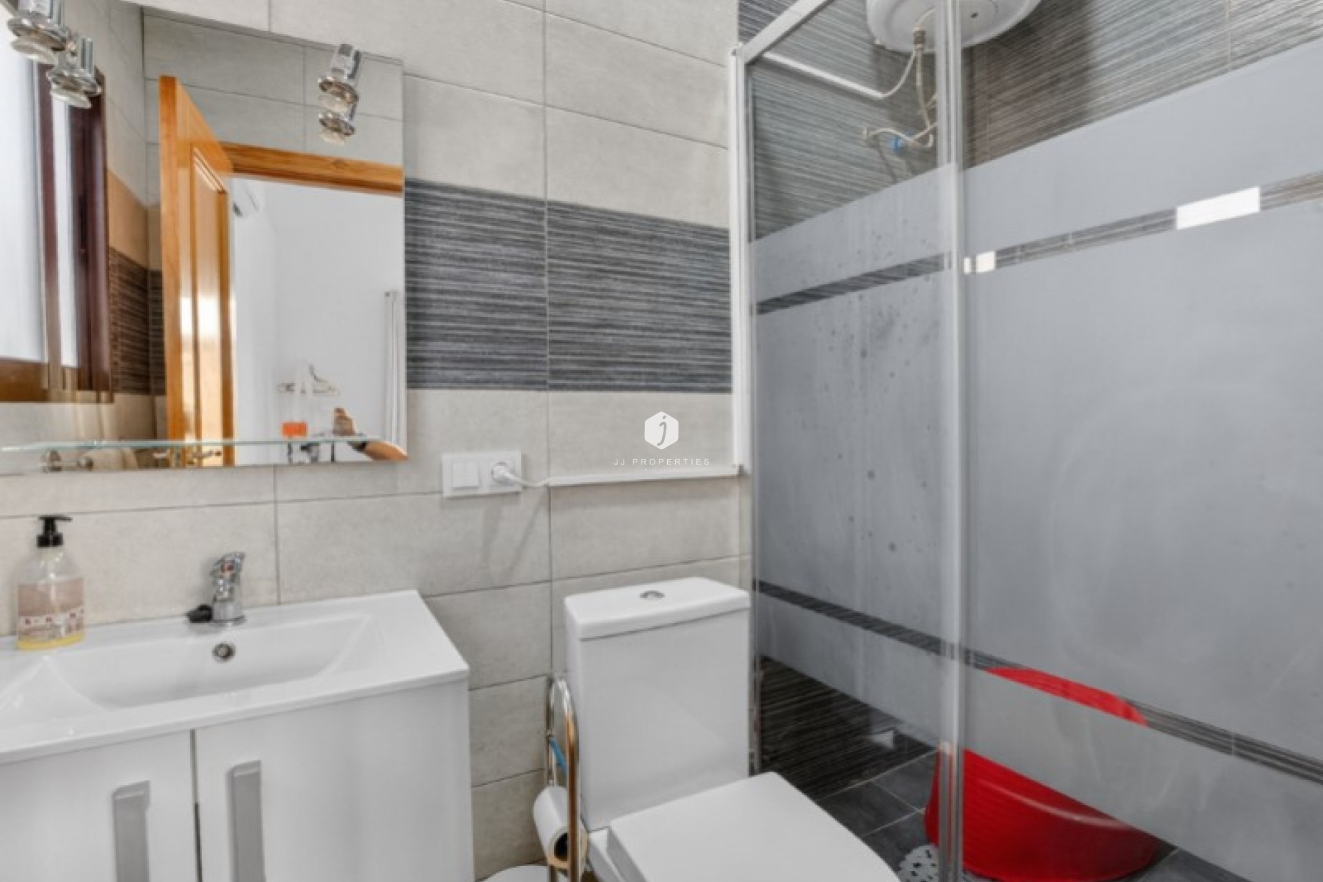 Z drugiej ręki - Villa -
Torrevieja - Costa Blanca