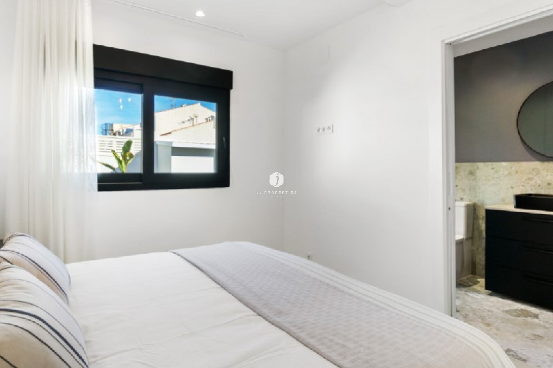 Z drugiej ręki - Villa -
Torrevieja - Costa Blanca