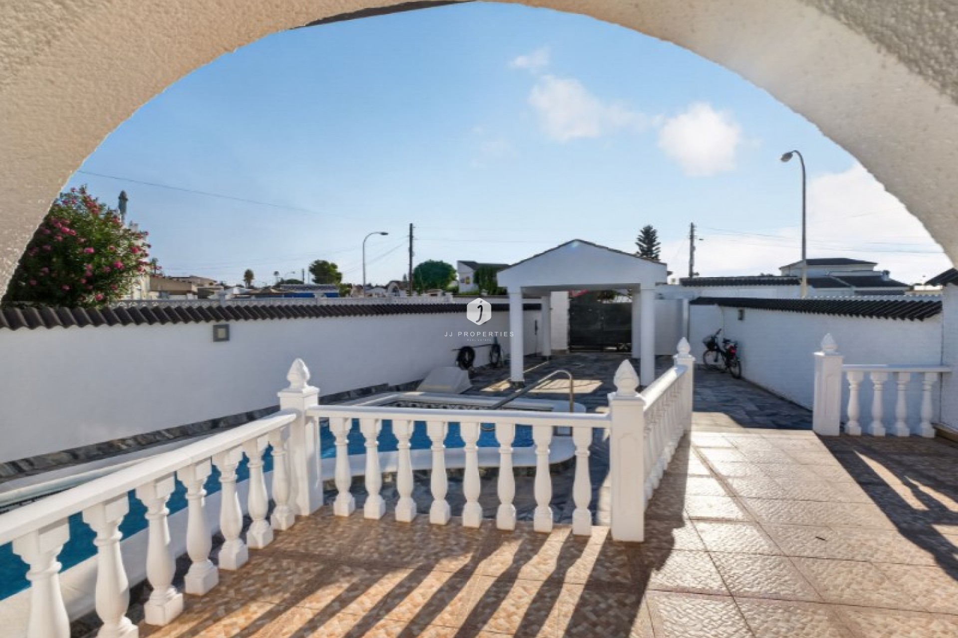 Z drugiej ręki - Villa -
Torrevieja - Costa Blanca