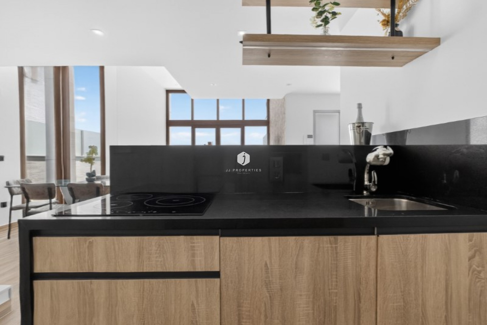 Z drugiej ręki - Villa -
Torrevieja - Costa Blanca
