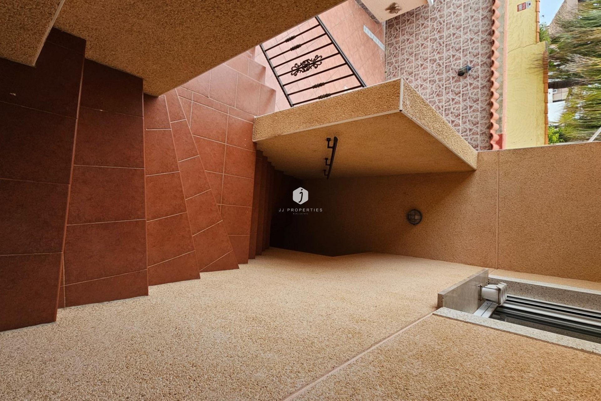 Z drugiej ręki - Villa -
Torrevieja - El chaparral