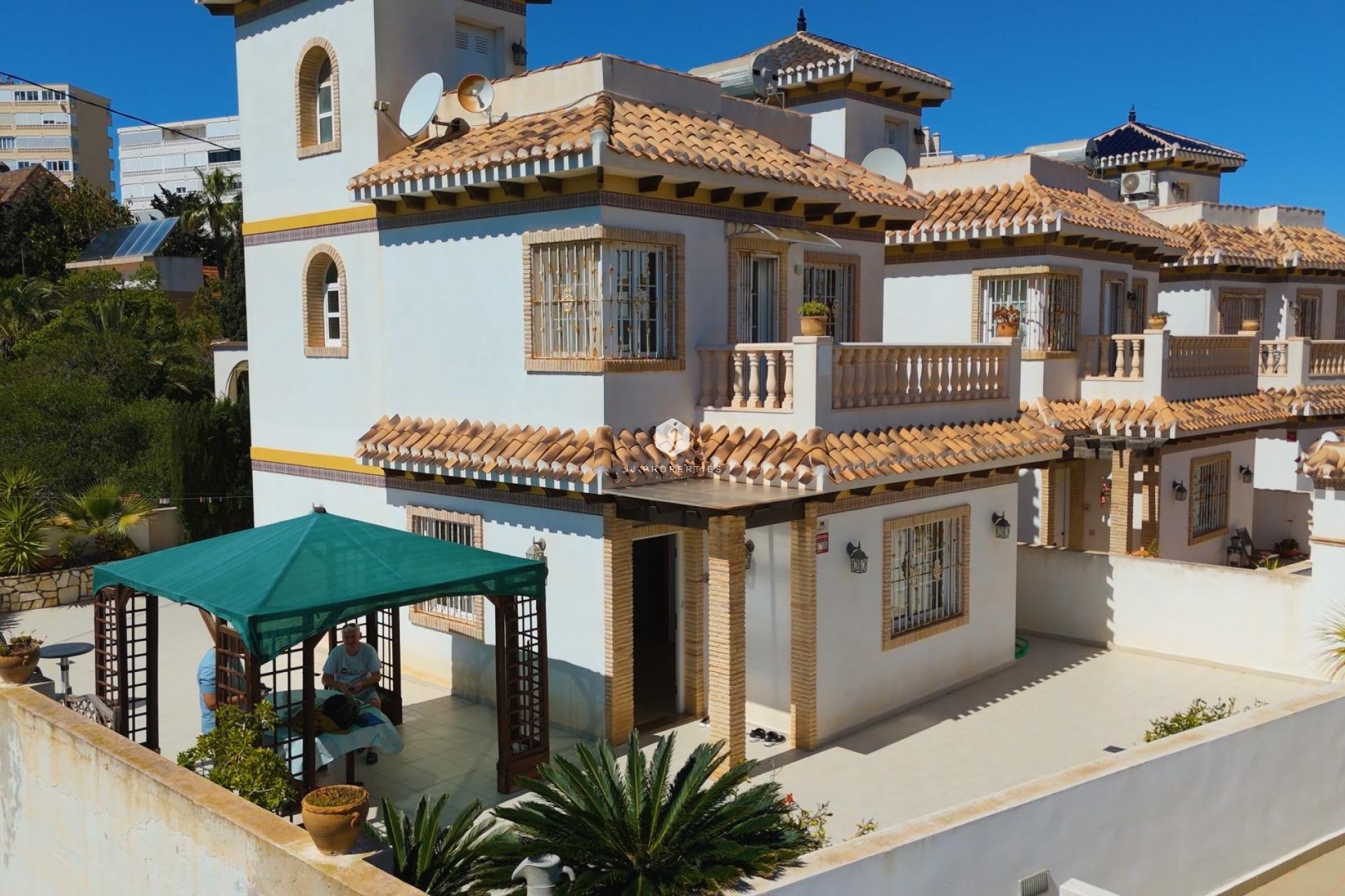 Z drugiej ręki - Villa -
Torrevieja - La Mata
