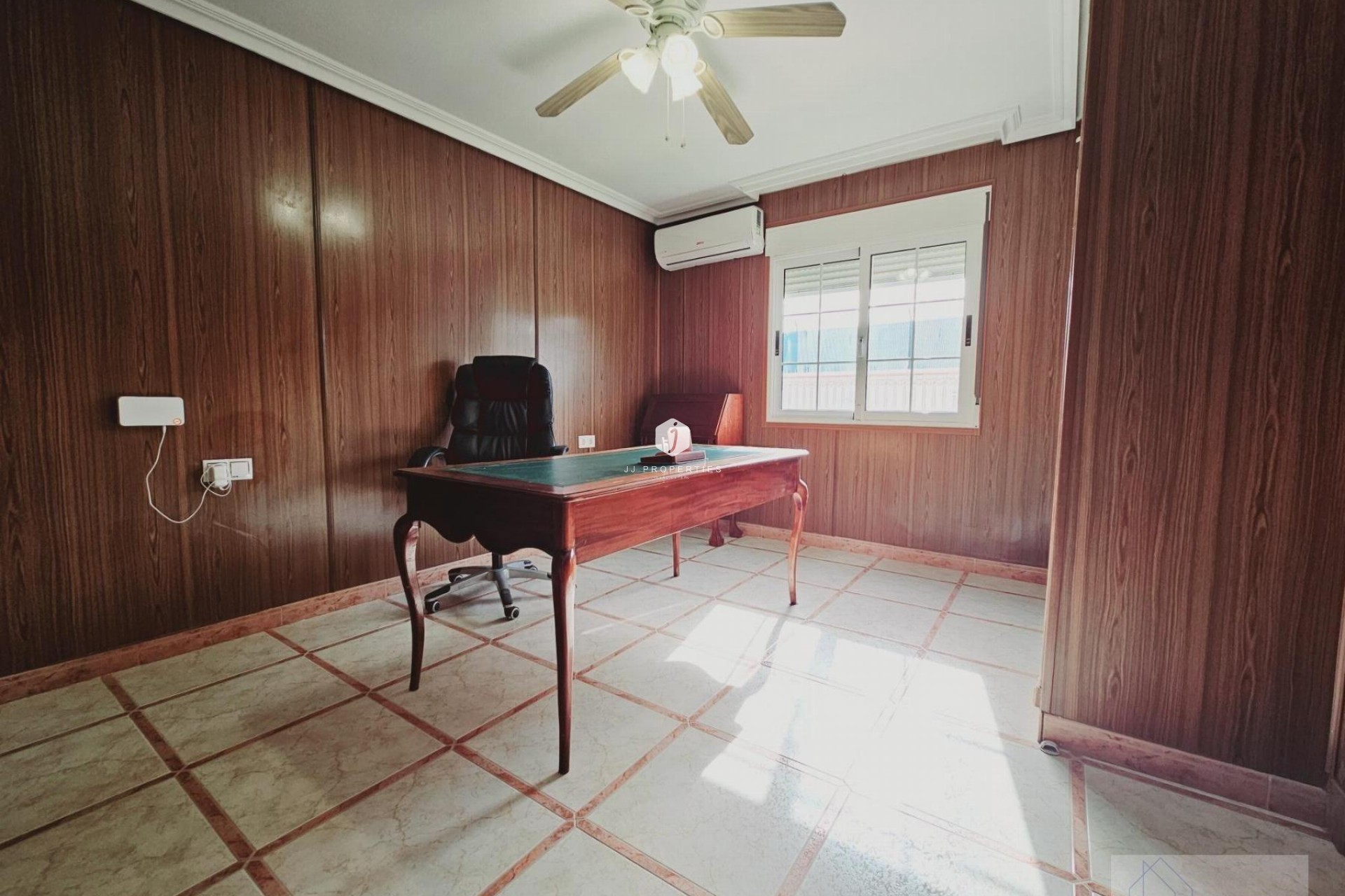 Z drugiej ręki - Villa -
Torrevieja - La Siesta - El Salado - Torreta