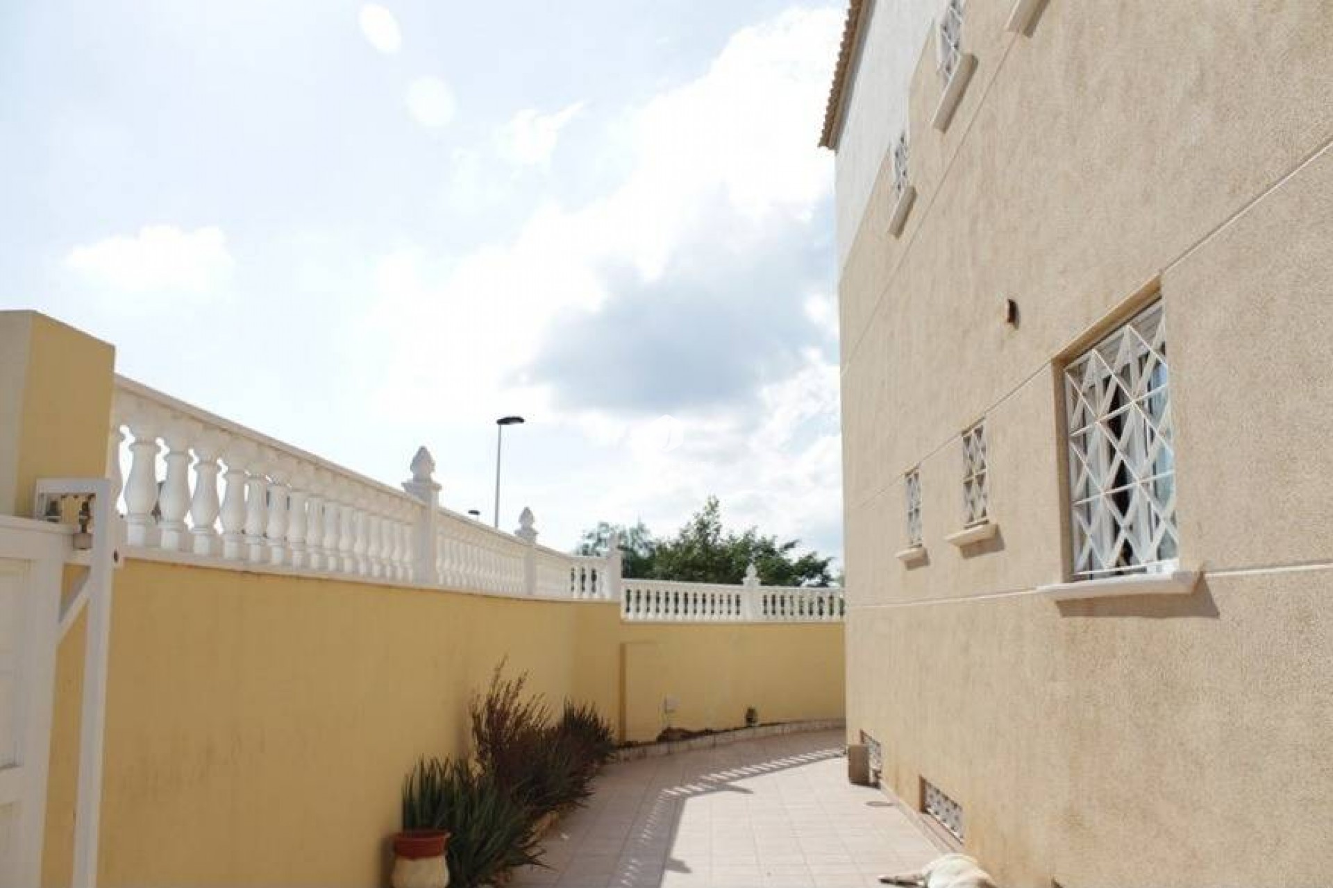 Z drugiej ręki - Villa -
Torrevieja - La Siesta - El Salado - Torreta