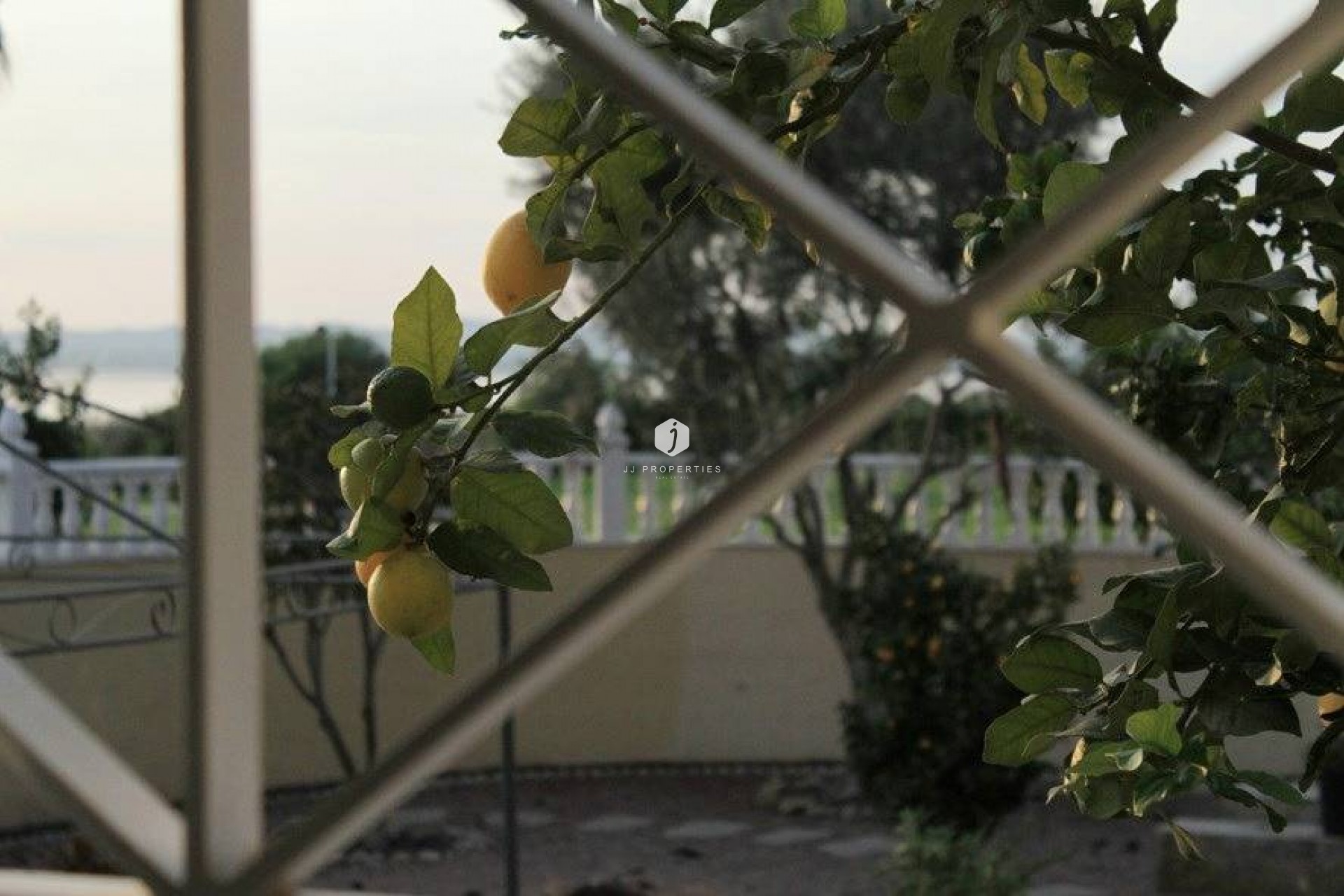 Z drugiej ręki - Villa -
Torrevieja - La Siesta - El Salado - Torreta