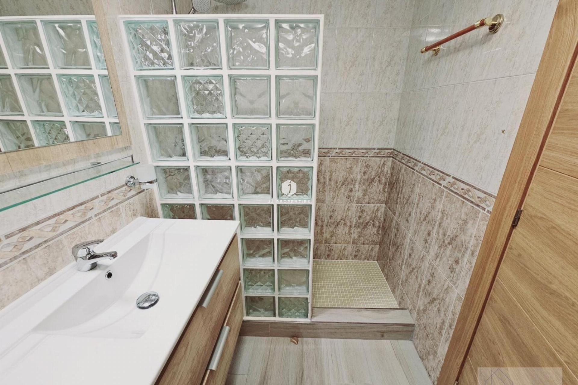 Z drugiej ręki - Villa -
Torrevieja - La Siesta - El Salado - Torreta