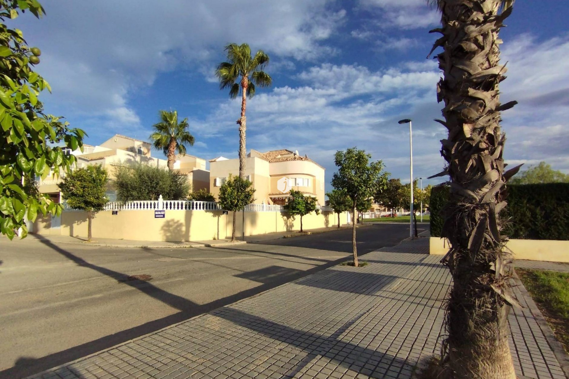 Z drugiej ręki - Villa -
Torrevieja - La Siesta - El Salado - Torreta