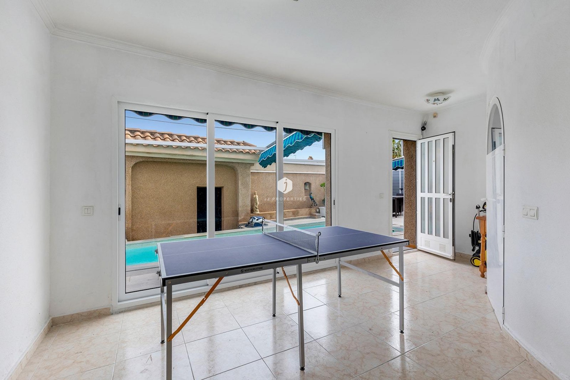 Z drugiej ręki - Villa -
Torrevieja - Los Balcones - Los Altos del Edén