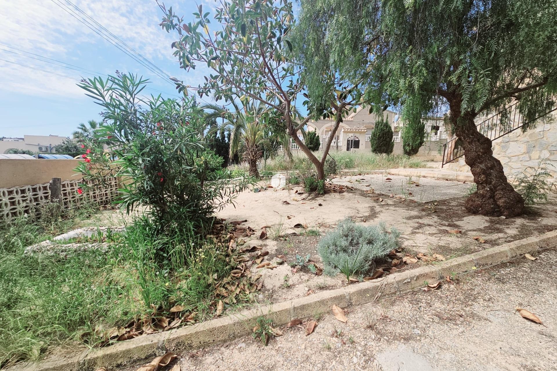 Z drugiej ręki - Villa -
Torrevieja - Los Balcones - Los Altos del Edén