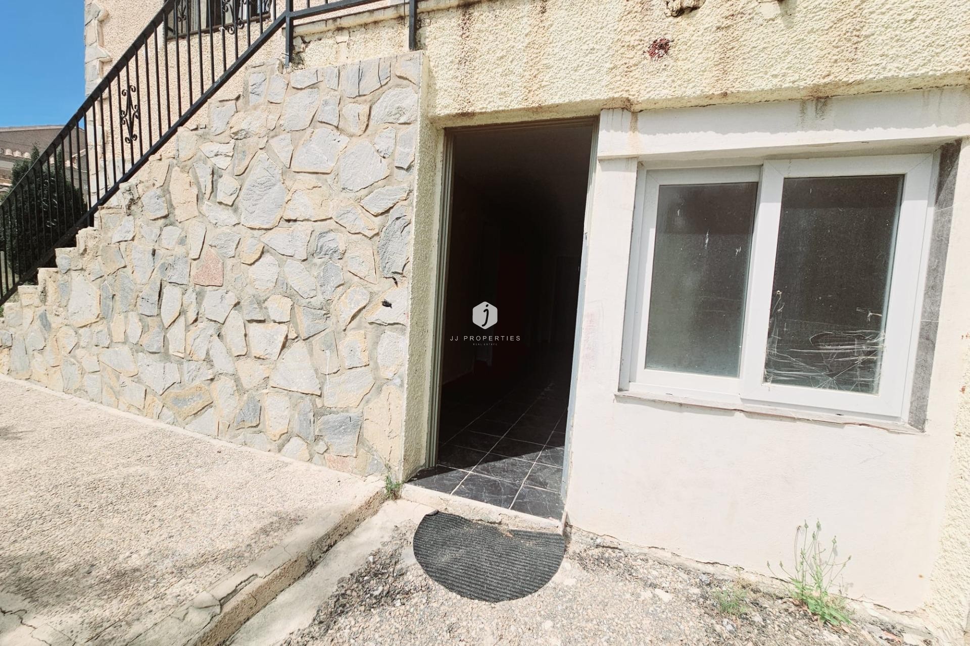 Z drugiej ręki - Villa -
Torrevieja - Los Balcones - Los Altos del Edén