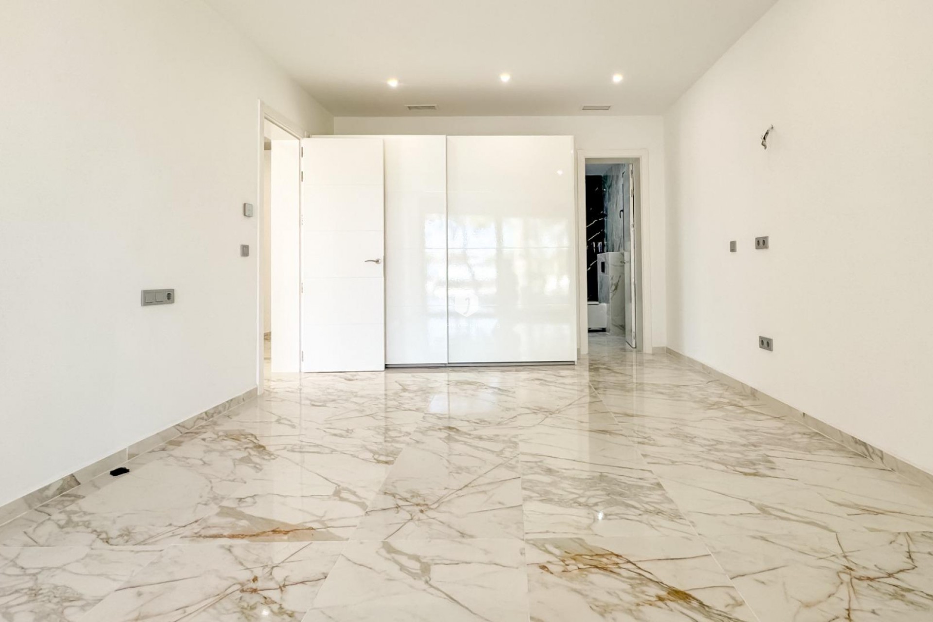 Z drugiej ręki - Villa -
Torrevieja - Los Balcones - Los Altos del Edén