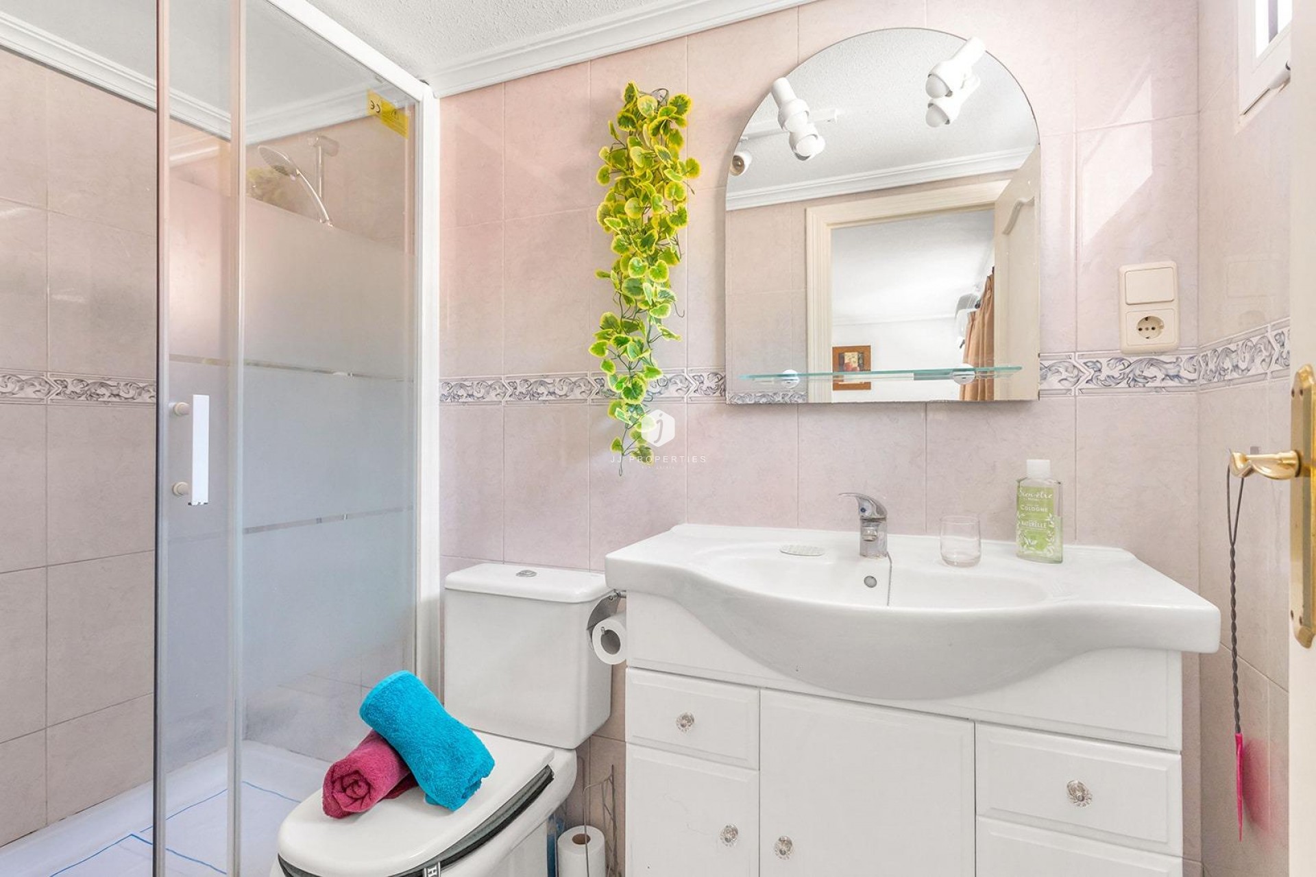 Z drugiej ręki - Villa -
Torrevieja - Los Balcones - Los Altos del Edén