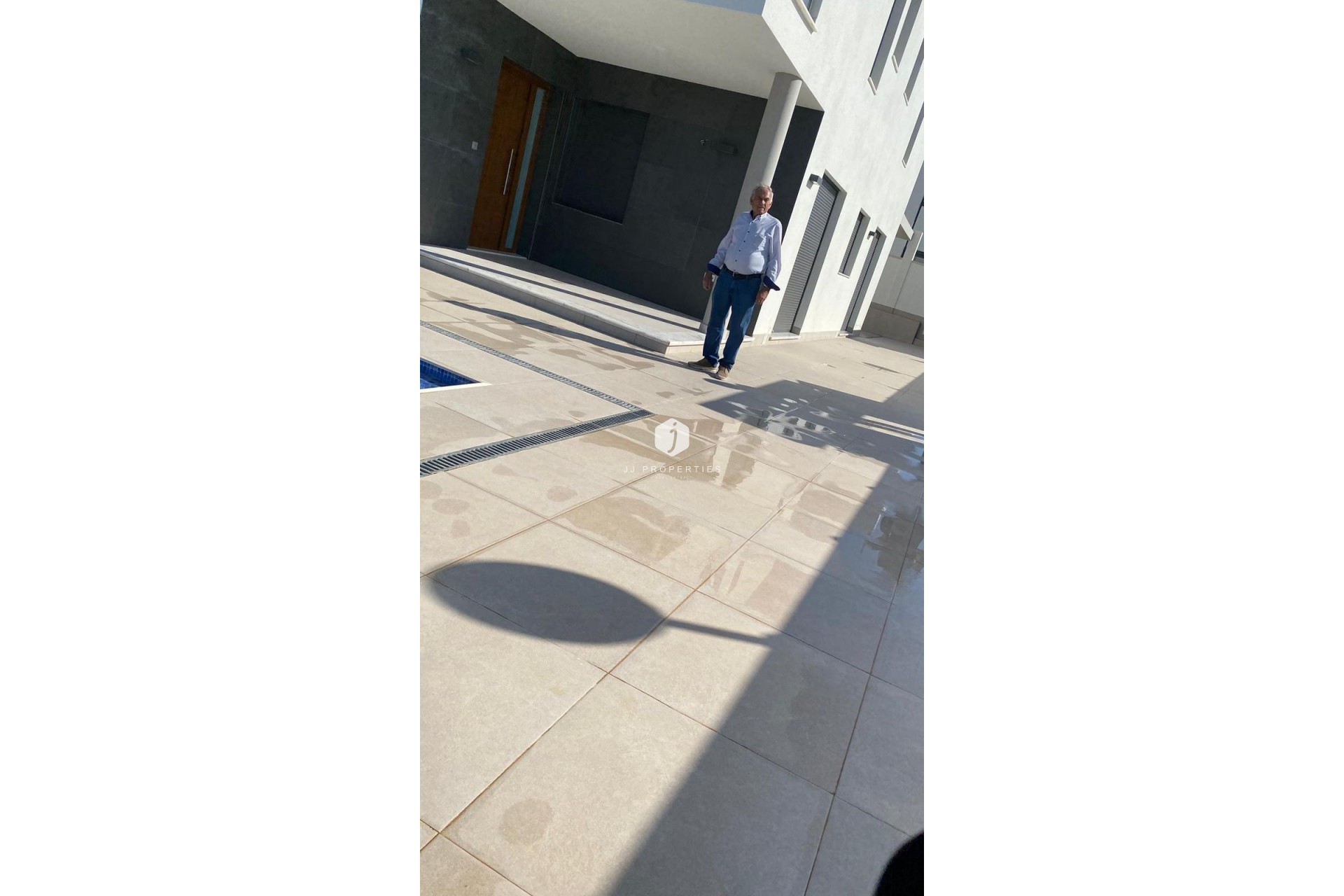 Z drugiej ręki - Villa -
Torrevieja - Los Balcones