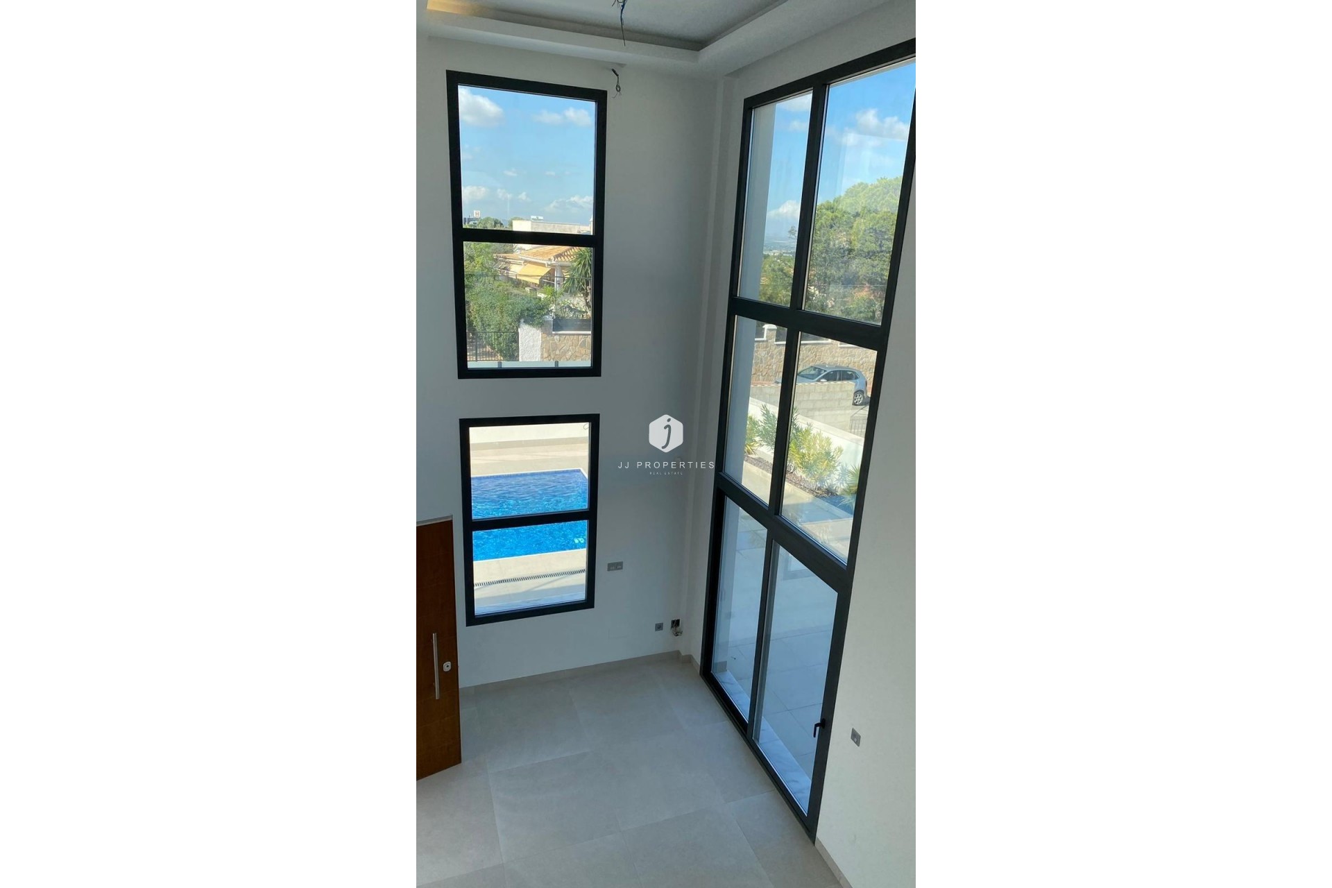 Z drugiej ręki - Villa -
Torrevieja - Los Balcones