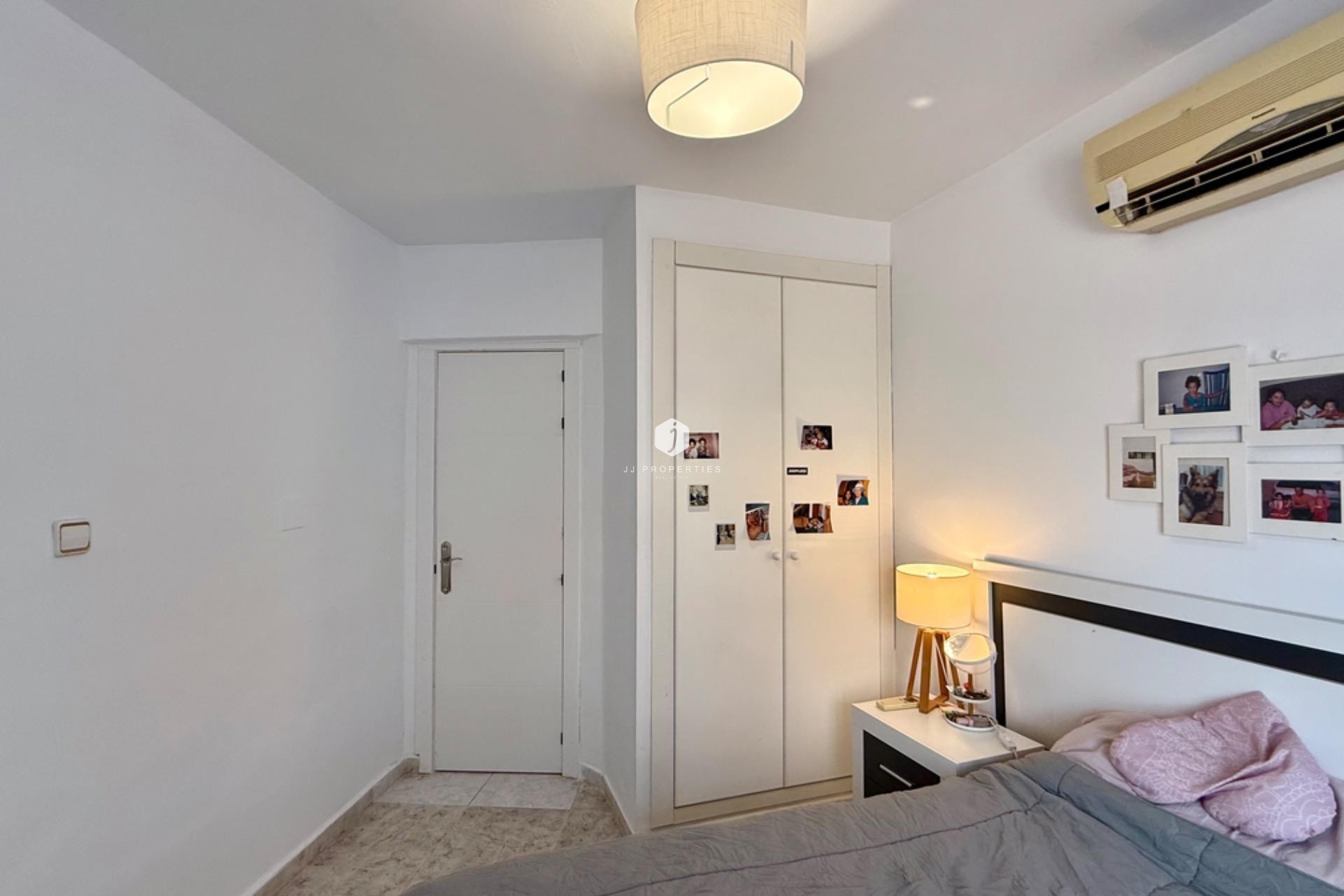 Z drugiej ręki - Villa -
Torrevieja - Los Frutales