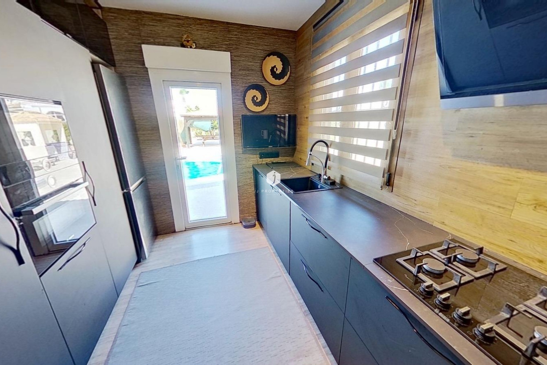 Z drugiej ręki - Villa -
Torrevieja - San luis