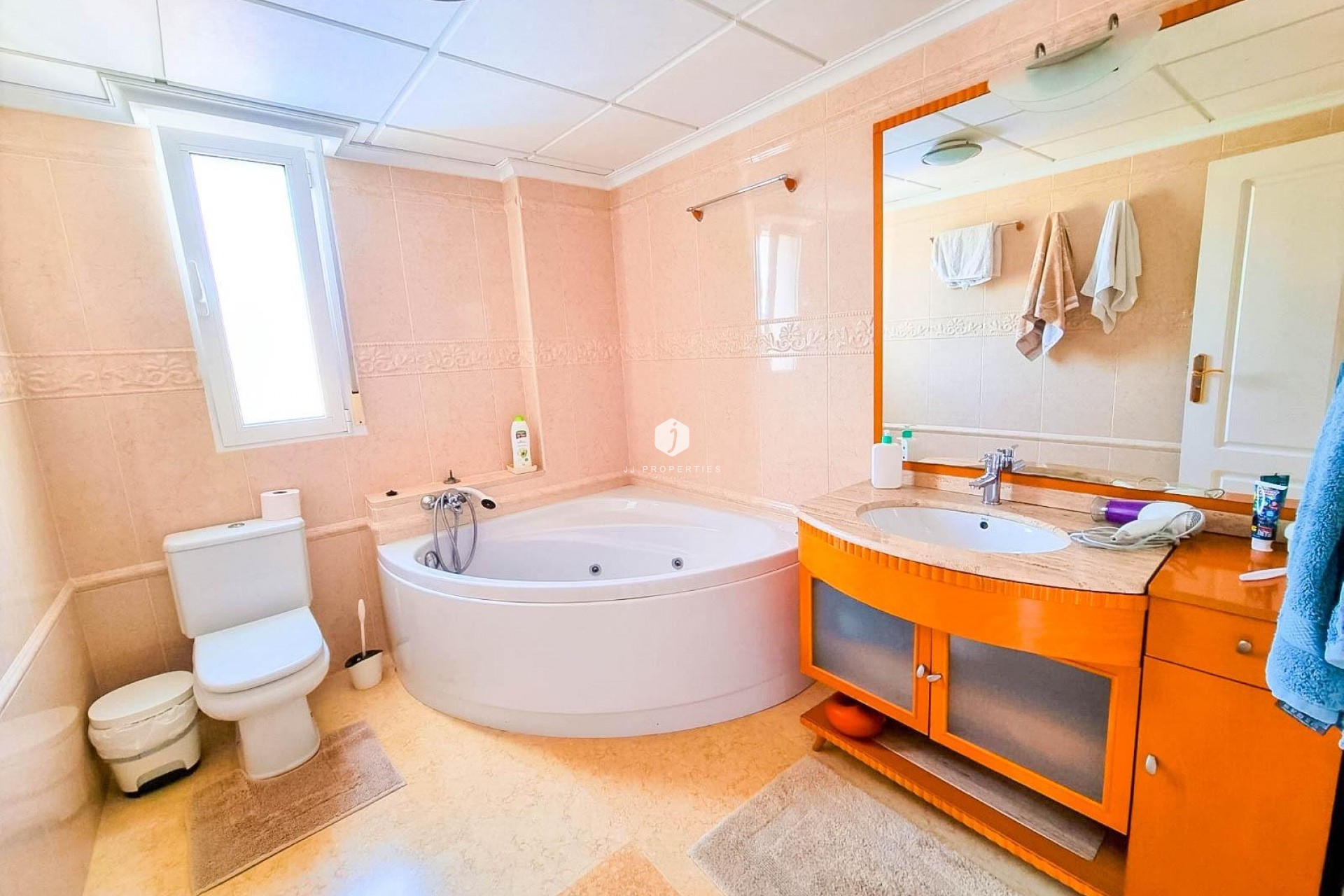 Z drugiej ręki - Villa -
Torrevieja - Torre la mata