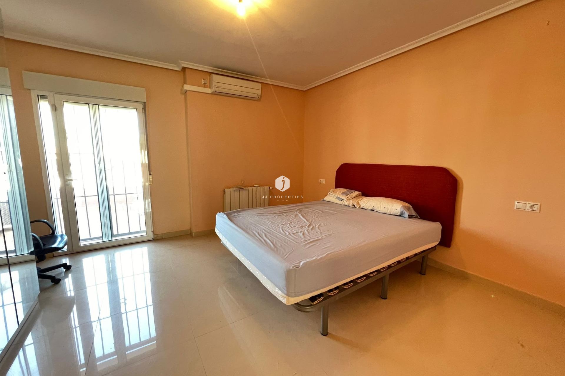 Z drugiej ręki - Villa -
Torrevieja - Torreta Florida