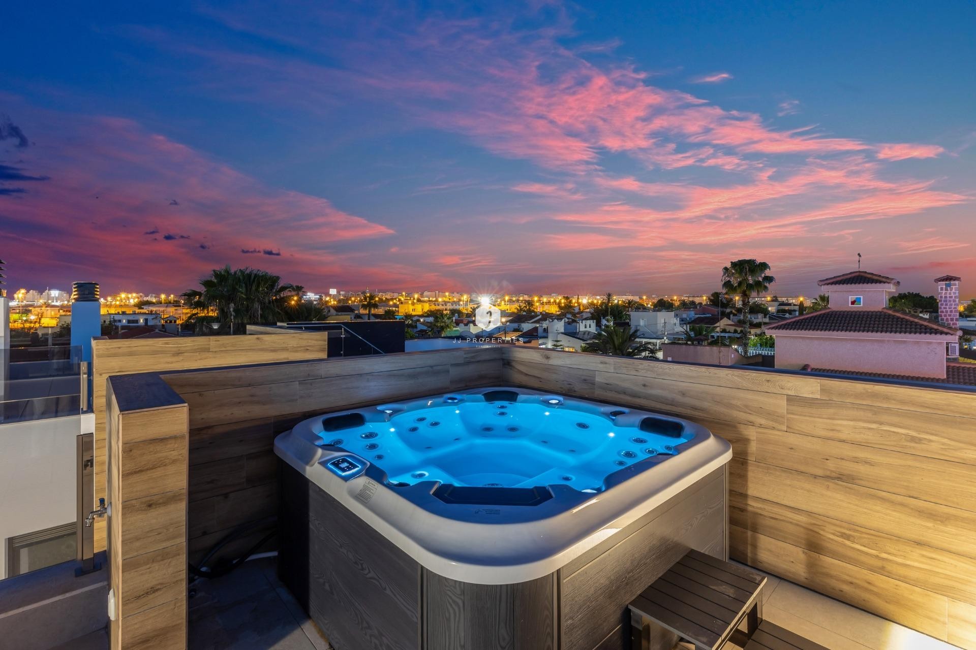 Z drugiej ręki - Villa -
Torrevieja - Torreta Florida