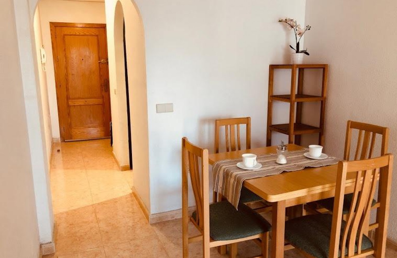 Aus zweiter Hand - Wohnung -
Torrevieja - Centro