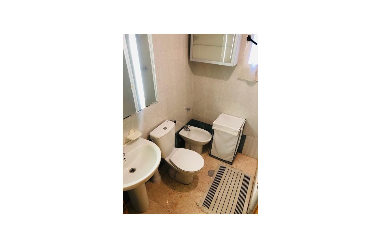 Resale - Apartment / flat -
Torrevieja - Centro