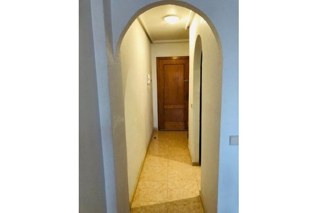 D'occasion - Appartement -
Torrevieja - Centro