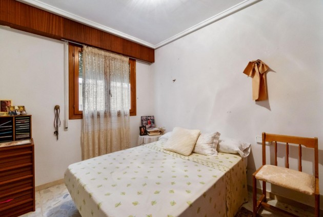 Aus zweiter Hand - Wohnung -
Torrevieja - Centro