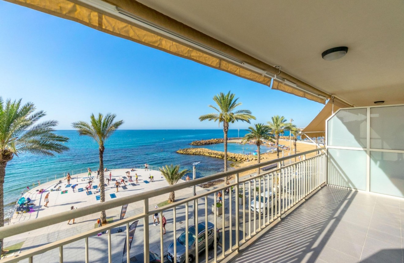 Aus zweiter Hand - Wohnung -
Torrevieja - Playa del cura