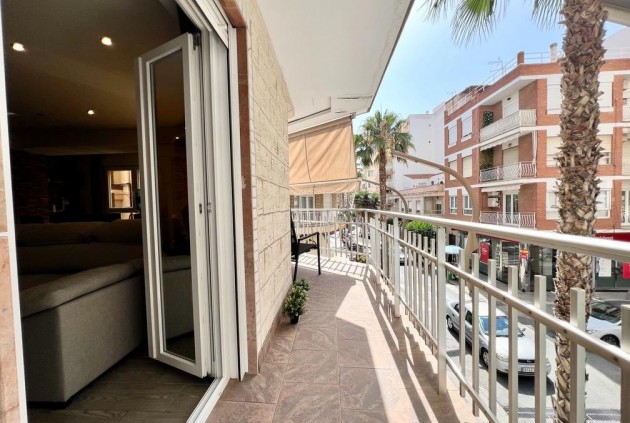 Tweedehands - Appartement / flat -
Torrevieja - Centro