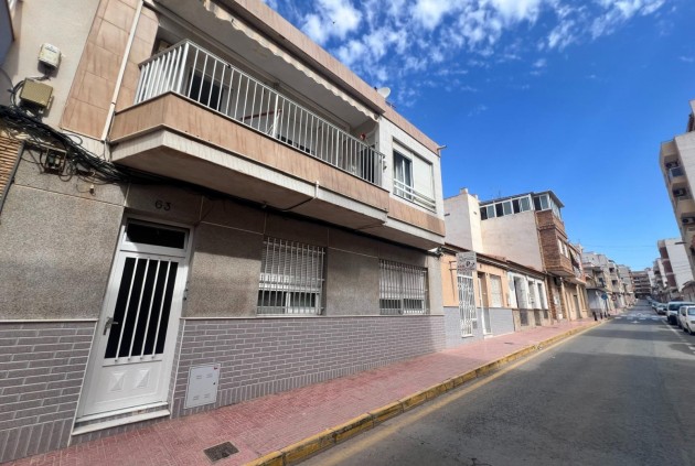 Aus zweiter Hand - Wohnung -
Torrevieja - Centro