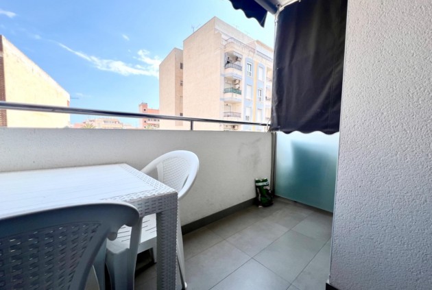 Aus zweiter Hand - Wohnung -
Torrevieja - Centro