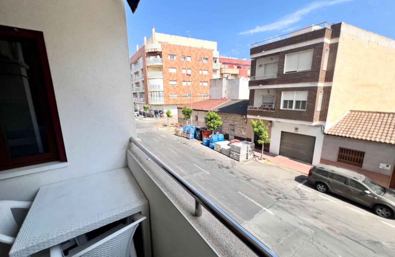 Aus zweiter Hand - Wohnung -
Torrevieja - Centro