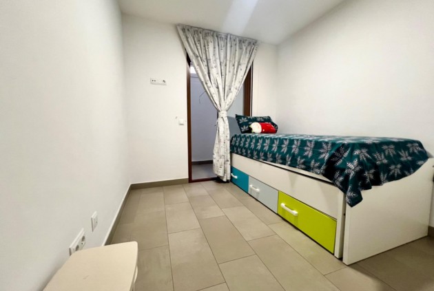 Aus zweiter Hand - Wohnung -
Torrevieja - Centro