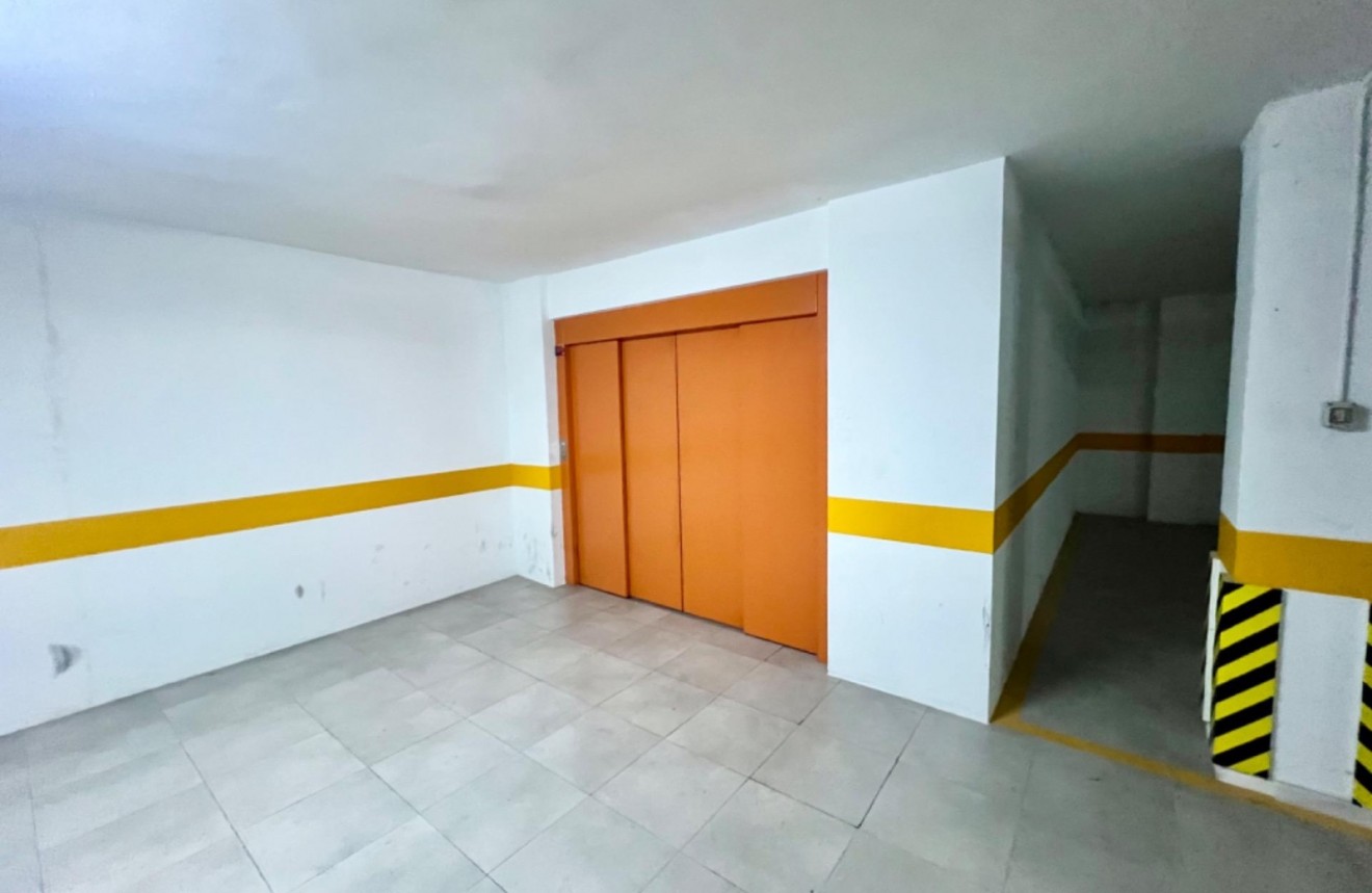 Segunda mano - Apartamento / piso -
Torrevieja - Centro