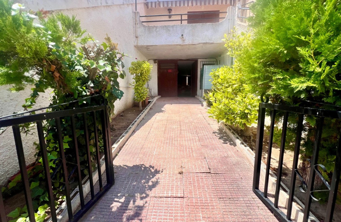 Resale - Townhouse -
Torrevieja - Los balcones