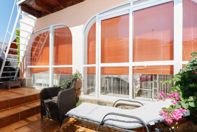 Z drugiej ręki - Bungalow -
Torrevieja - Los balcones