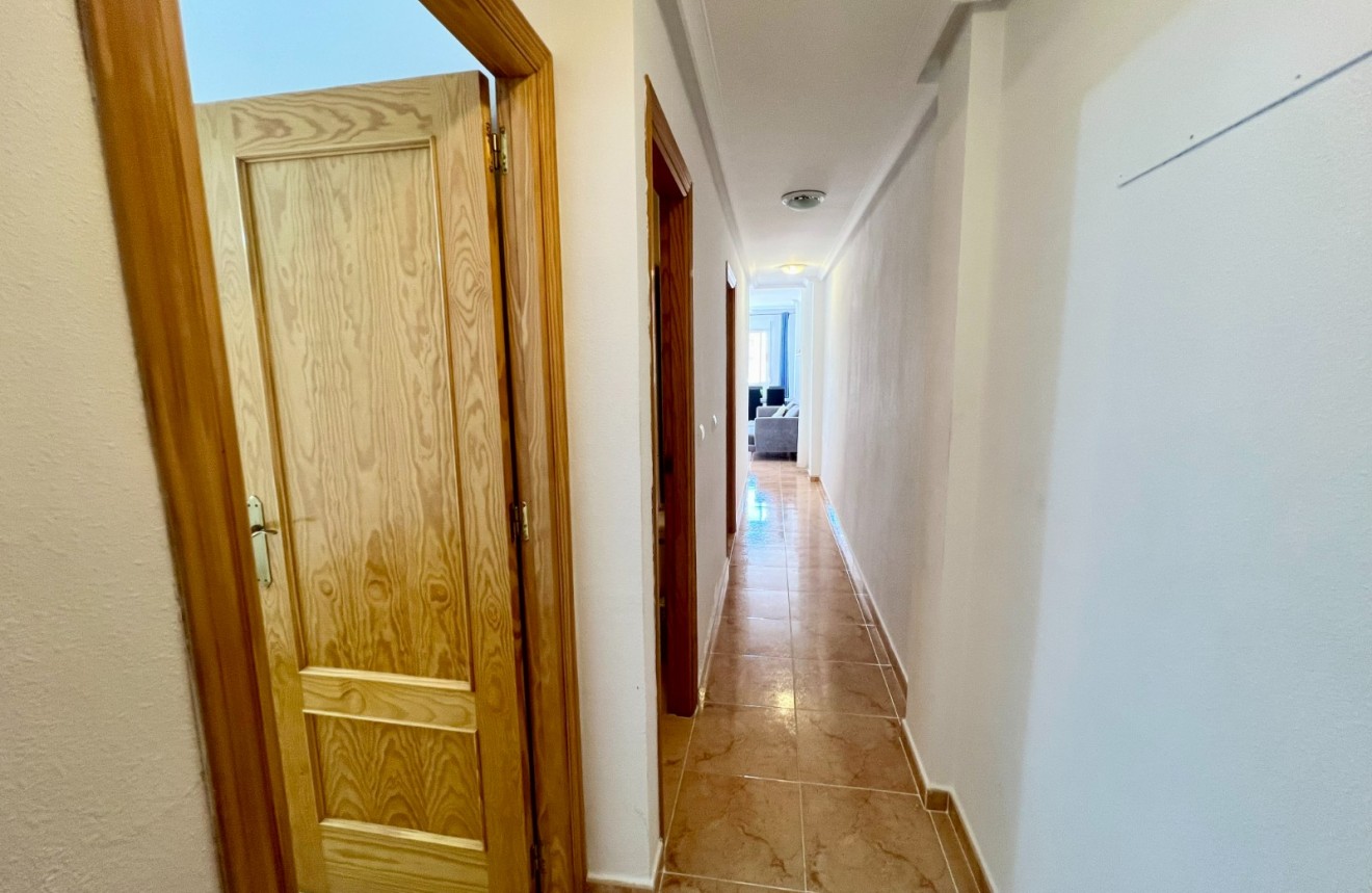 Tweedehands - Appartement / flat -
Torrevieja - Parque las naciones