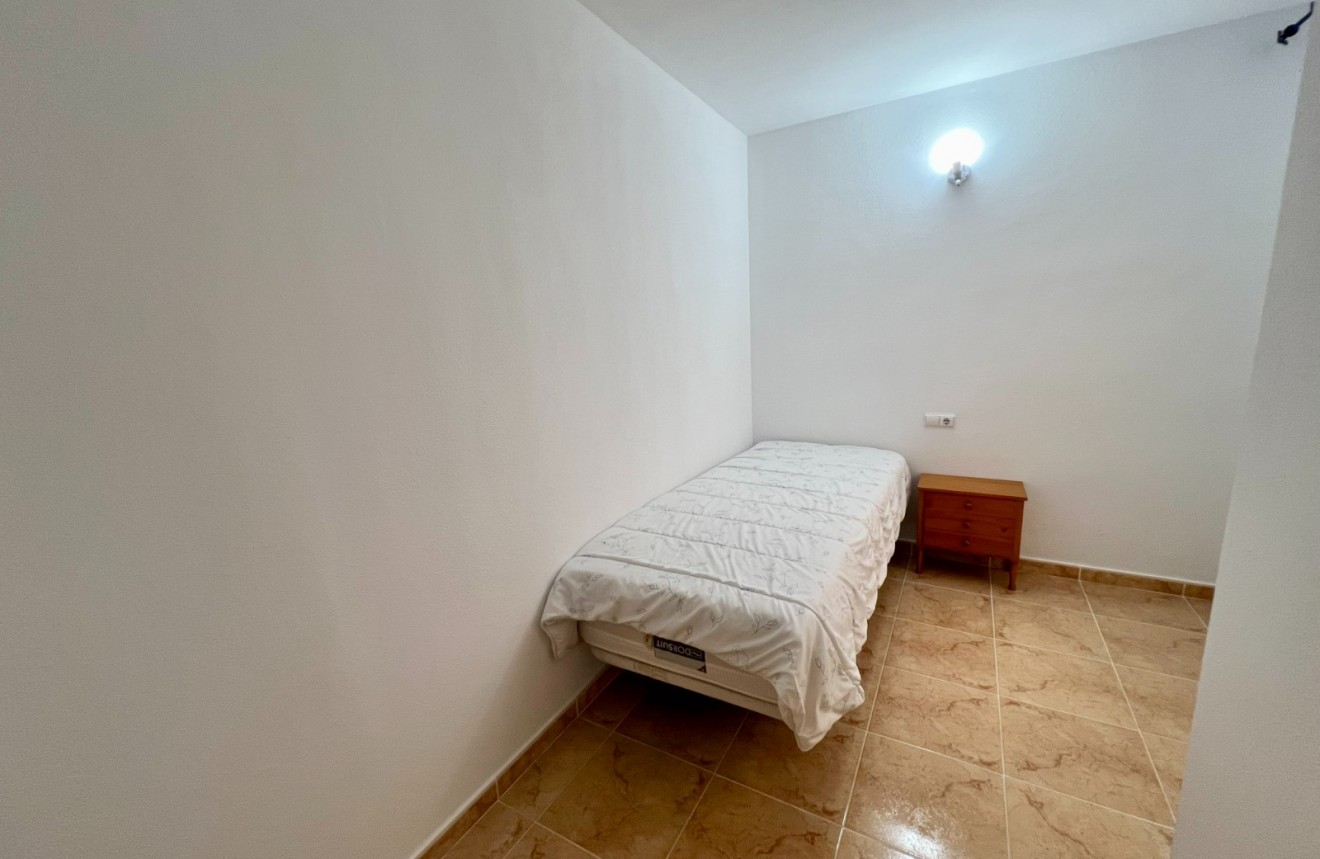 Tweedehands - Appartement / flat -
Torrevieja - Parque las naciones