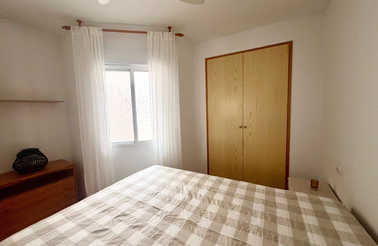 Tweedehands - Appartement / flat -
Torrevieja - Parque las naciones