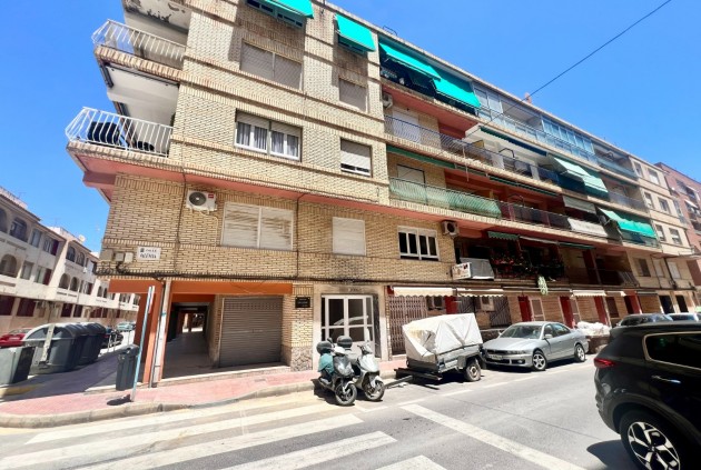 Resale - Apartment / flat -
Torrevieja - Acequion