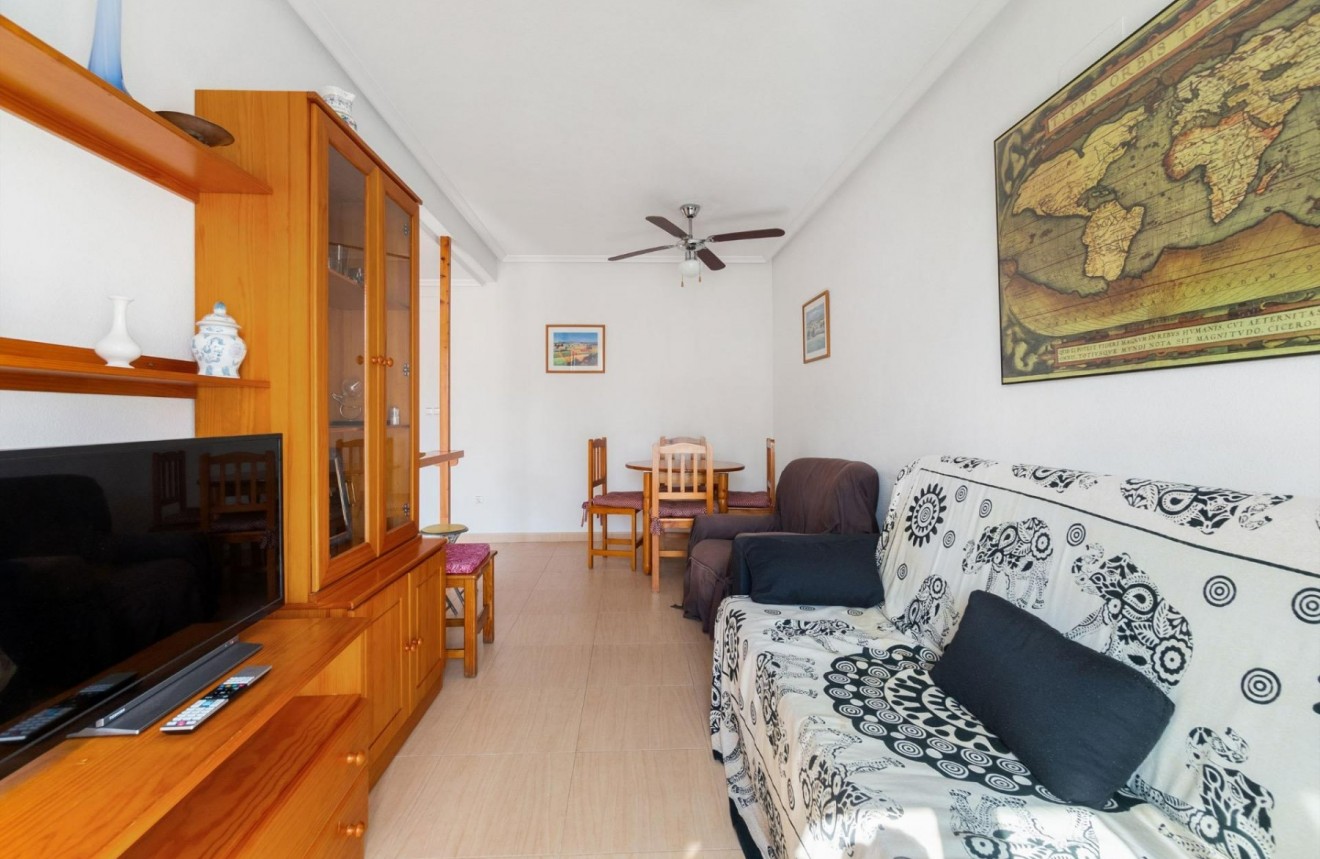 Lange Termijn Verhuur - Appartement / flat -
Torrevieja - Centro