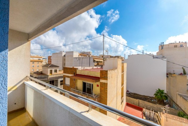 Lange Termijn Verhuur - Appartement / flat -
Torrevieja - Centro