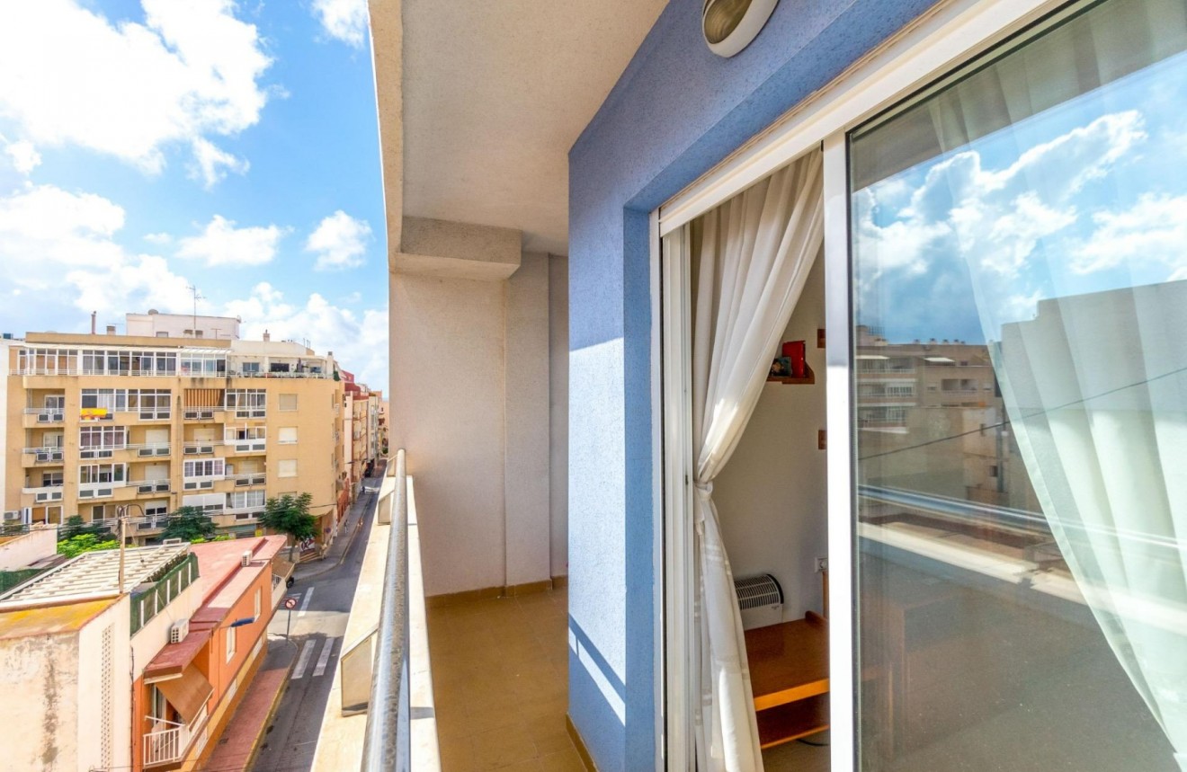 Lange Termijn Verhuur - Appartement / flat -
Torrevieja - Centro