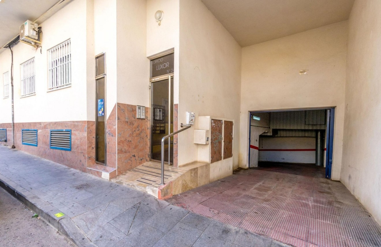 Langfristige Vermietung - Wohnung -
Torrevieja - Centro