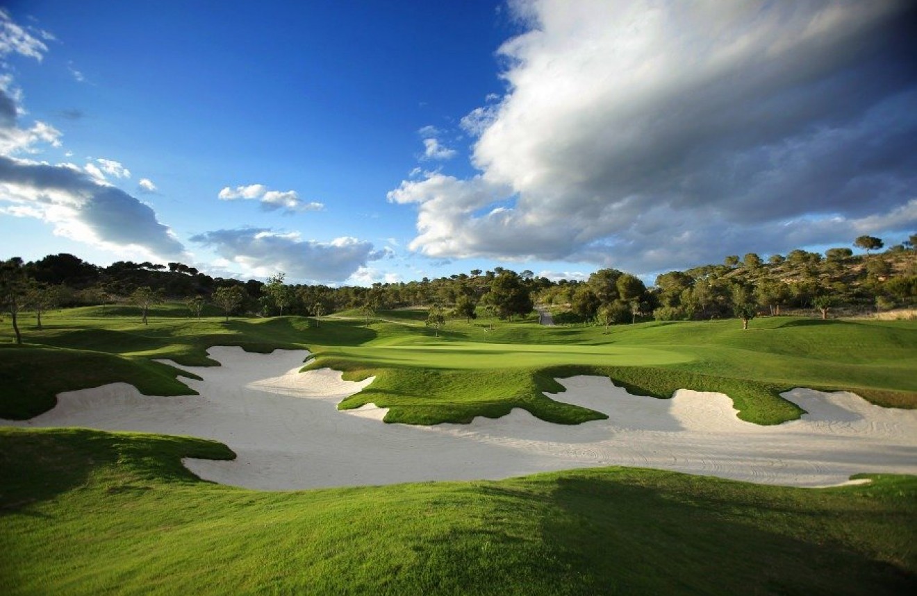 Nowy budynek - Daszek -
Orihuela - Las Colinas Golf