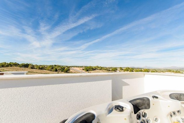 Neue Gebäude - Bungalow -
Torrevieja - Los Balcones