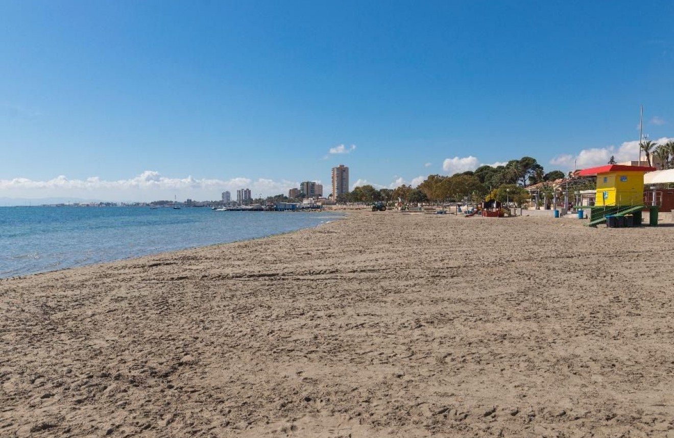 Nowy budynek - Szalet -
San Javier - Santiago De La Ribera