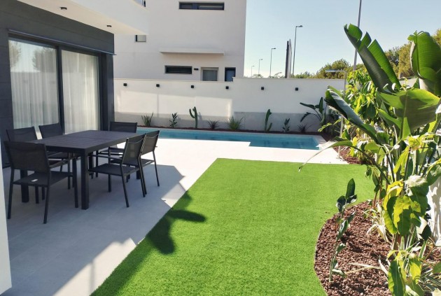 Nieuwbouw Woningen - Chalet -
San Javier - Roda Golf